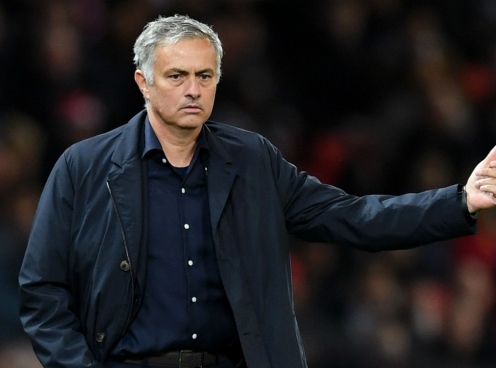 MU chốt xong ngày sa thải Mourinho