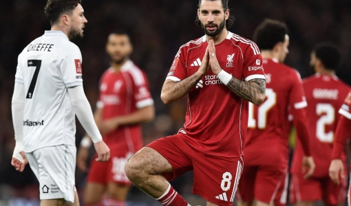 Thắng đậm Barnsley, Liverpool giành quyền vào vòng 4 FA Cup