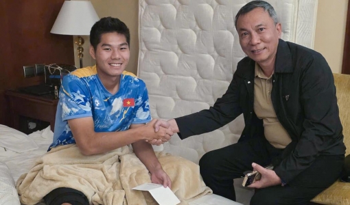 Trung vệ Hiểu Minh nhận sự quan tâm đặc biệt từ VFF