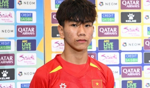 CĐV Thái Lan dậy sóng với 3 siêu phẩm đá phạt của Việt Nam