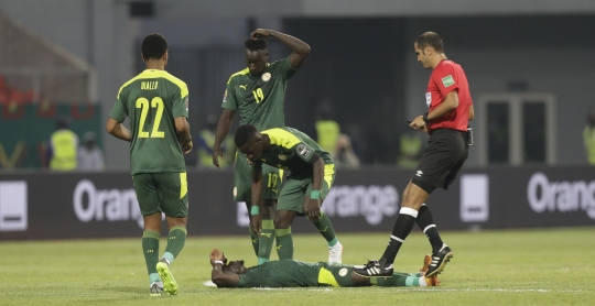 Sadio Mane dính chấn thương 'rợn người' tại CAN 2021