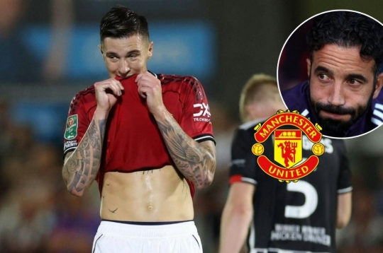 CĐV Manchester United giận dữ với Benjamin Sesko