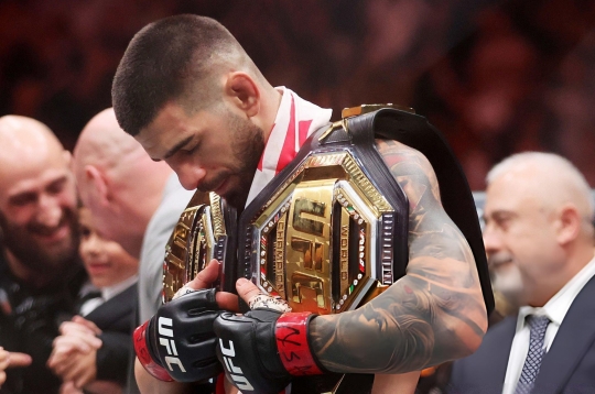 Merab Dvalishvili: 'Ilia Topuria ở một đẳng cấp khác tại UFC'