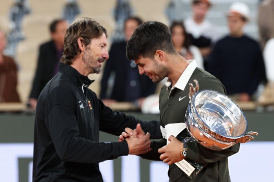 'Alcaraz đã sai khi chia tay HLV Ferrero'