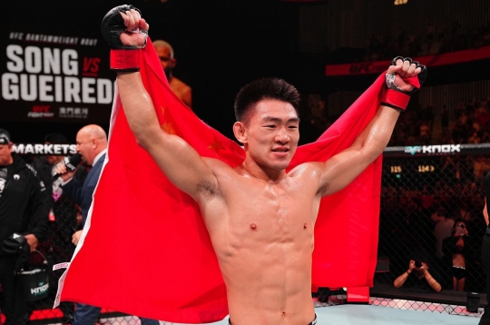 Sao MMA Trung Quốc khẳng định đẳng cấp ở sân chơi UFC danh giá