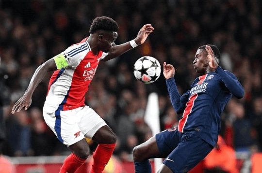 Đường đến chung kết Champions League: Arsenal bản lĩnh và PSG bùng nổ