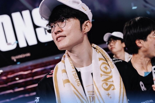 Faker gây chú ý trước Swiss CKTG 2026: Đường giữa vẫn quan trọng, cúp thứ 7 dành cho người hâm mộ