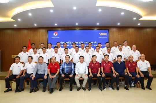 Khai mạc tập huấn giám sát, trọng tài các Giải Bóng đá chuyên nghiệp 2026/27