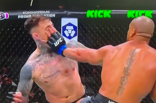 Tom Aspinall vs Ciryl Gane: Trận đấu bị hủy giữa chừng