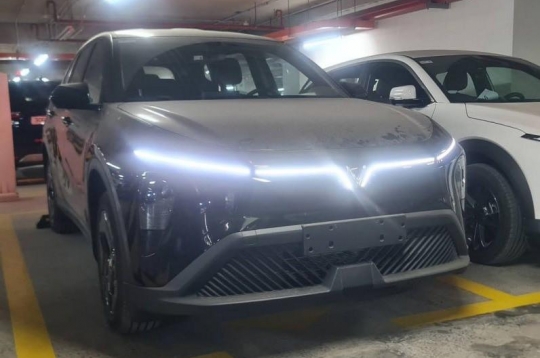 Đại lý báo nhận cọc VinFast VF MPV 7: Phiên bản cao cấp của Limo Green, giá dự kiến 819 triệu đồng