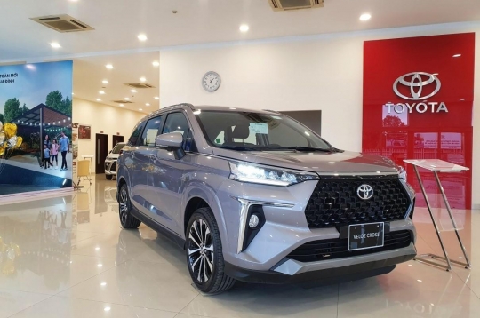 Loạt xe Toyota nhận ưu đãi hàng chục triệu đồng trong tháng 10/2026