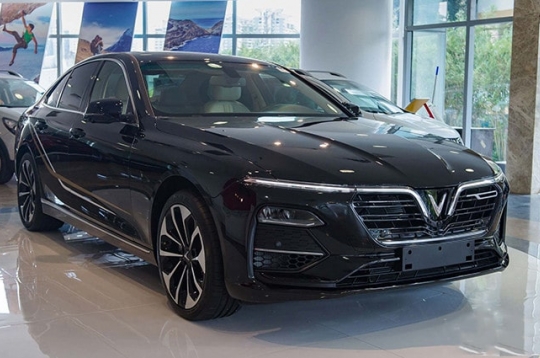 So sánh 3 phiên bản VinFast Lux A2.0 Tiêu chuẩn, Nâng cao & Cao cấp