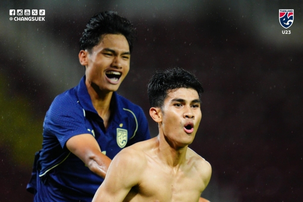 Người hùng U23 Thái Lan 'thách thức' cả Đông Nam Á
