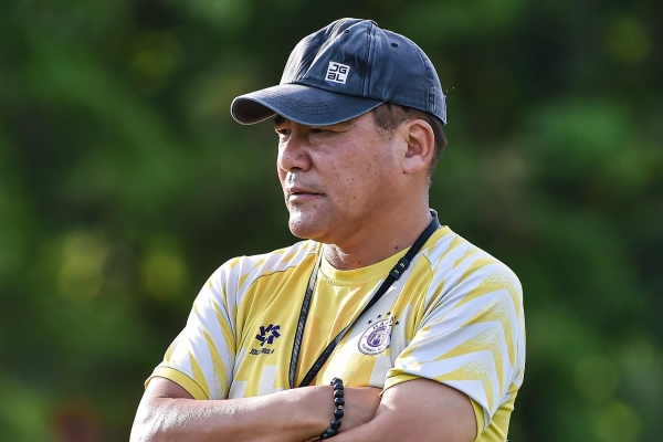 CHÍNH THỨC: CLB Hà Nội nói lời chia tay HLV Nhật Bản