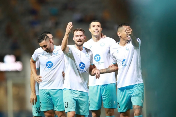 CĐV Indonesia 'phát sốt' trước đội hình toàn ngoại binh của Nam Định