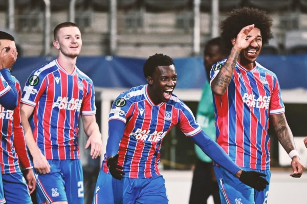 Sau 120 năm, 1 CLB Ngoại hạng Anh thiết lập siêu kỷ lục khó tin