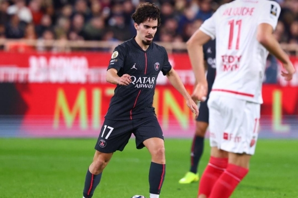 Thi đấu thất vọng, PSG nhận thất bại khó tin trên sân khách