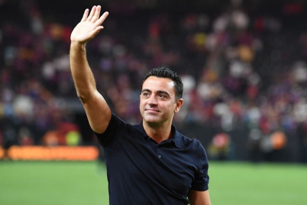 Xavi: 'Chúng tôi cần một hậu vệ phải', nghe cái tên thôi cũng làm fan Barca đứng ngồi không yên