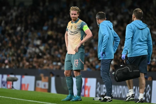 De Bruyne báo tin buồn đến Man City trước thềm đại chiến Arsenal