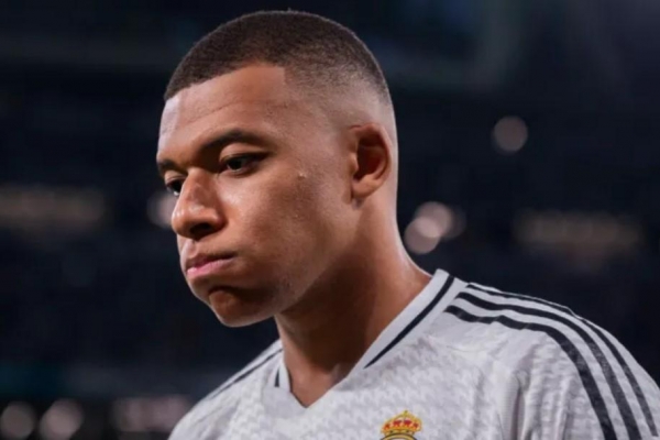 Mbappe khiến Real Madrid lo lắng tột độ