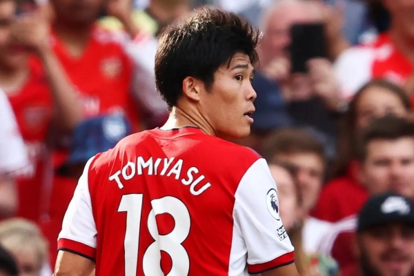 Tomiyasu báo tin cực vui tới Arsenal