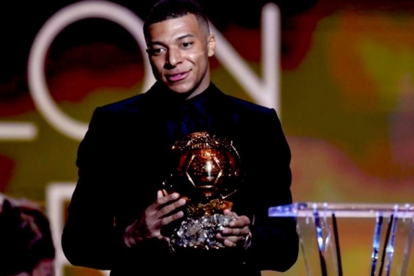 Mbappe quyết giành QBV, nói yêu cầu gây sốc với ĐT Pháp