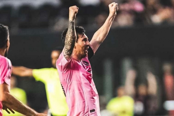 Messi và Suarez tỏa sáng, Inter Miami dễ dàng đè bẹp Montreal trên sân nhà