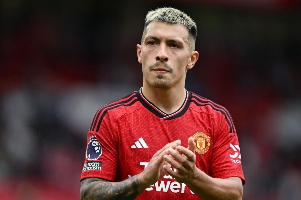 Nhà vô địch Serie A chiêu mộ, Lisandro Martinez ra quyết định về tương lai với MU