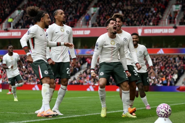 Reece James lập công, Chelsea đại thắng Nottingham tại Premier League