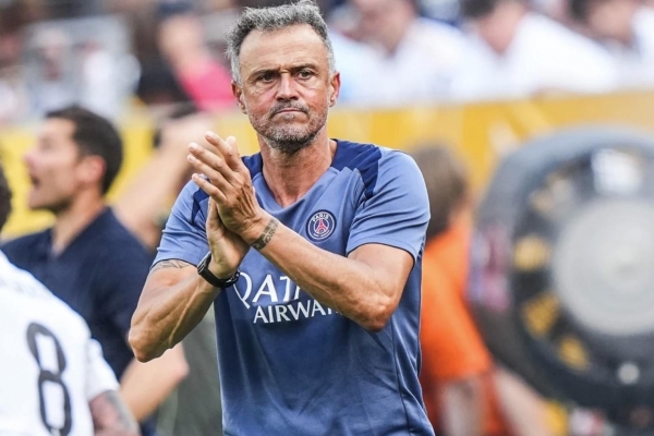 Mất Hakimi, PSG nhắm ngay 'siêu hậu vệ' Ngoại hạng Anh