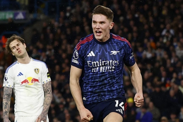 Gyokeres toả sáng, Arsenal đè bẹp Leeds để giữ vững ngôi đầu NHA