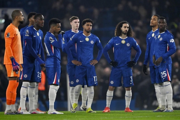 7 phút thảm họa, Chelsea chia điểm cay đắng trước Leeds United