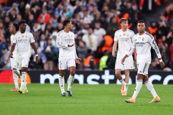 Vừa thắng derby, Real Madrid lập tức nhận đòn giáng nặng tại La Liga