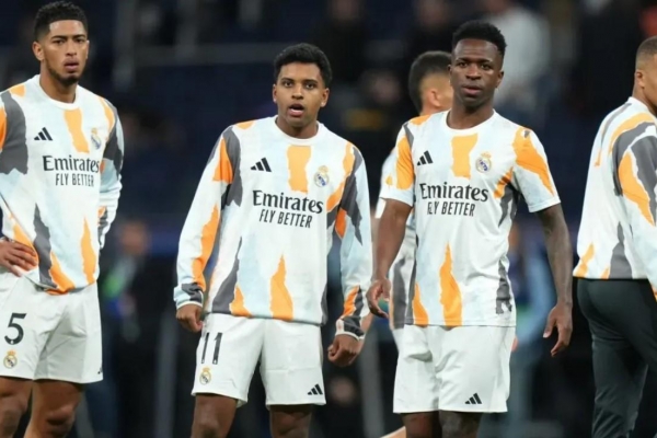 Dàn siêu sao Real Madrid đồng loạt gật đầu, chốt xong HLV cho mùa mới