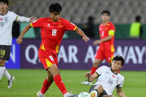 CĐV Trung đồng loạt nói thẳng sự thật khi chiến thắng U23 Việt Nam