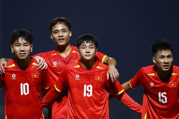 CĐV Đông Nam Á chỉ kết quả cực căng trận chung kết Việt Nam vs Malaysia