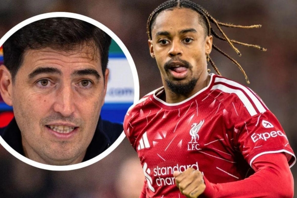 Barcola tập tễnh rời sân, HLV Liverpool lập tức lên tiếng sau trận Atletico