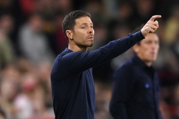 Xabi Alonso: 'Chelsea chưa thể cạnh tranh tại Ngoại hạng Anh'