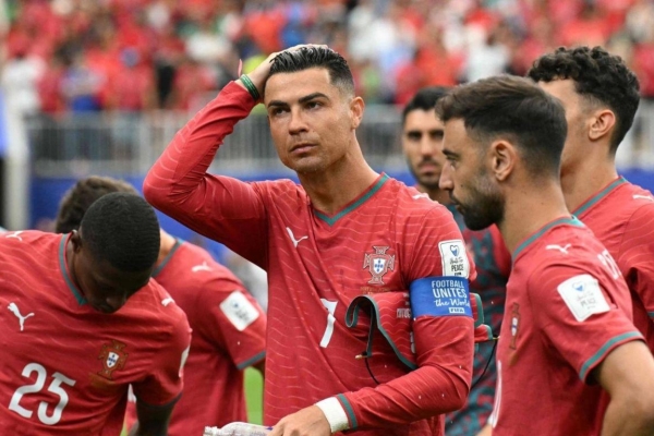 CHÍNH THỨC: Bồ Đào Nha tuyên bố về người kế thừa số 7 thay Ronaldo
