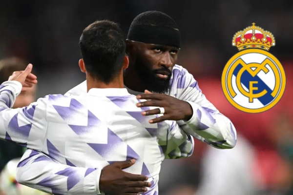 Thua thảm Barca, Real Madrid nhận luôn 2 tin 'báo động' từ trụ cột