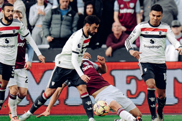 De Ligt báo hại, MU thua cay đắng trước West Ham