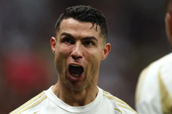 Chuyển nhượng MU 5/2: Ronaldo chốt bến đỗ cuối cùng, tạm biệt Malacia!