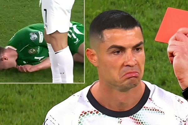 CHÍNH THỨC: FIFA ra án phạt đặc biệt cho Ronaldo vì tấm thẻ đỏ