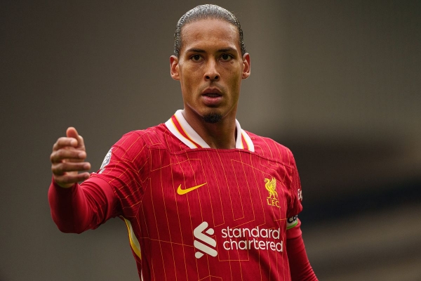 Van Dijk cảnh báo dàn sao Liverpool