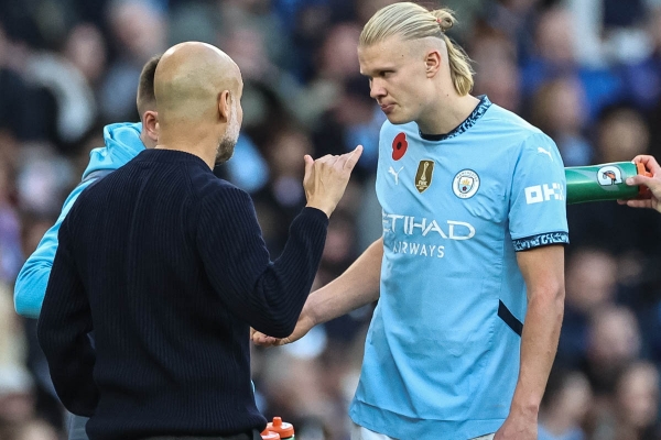 Pep Guardiola bảo vệ một Haaland hoang phí