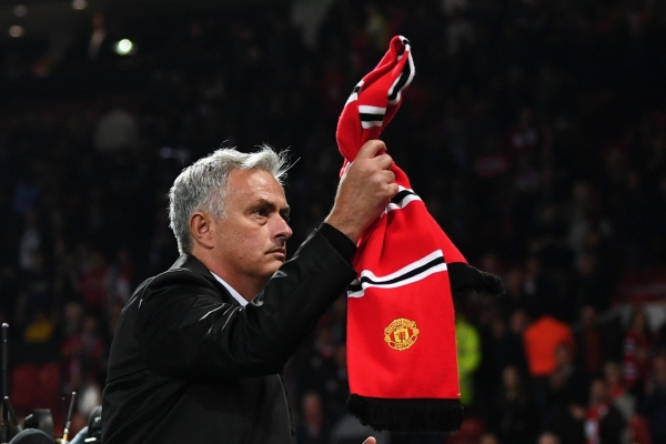 Tin MU hôm nay 24/7: Mourinho đòi lại công lý cho Quỷ đỏ; Amorim gặp thêm ác mộng