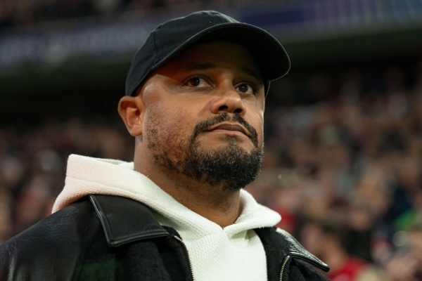 HLV Kompany gục ngã, nhập viện khẩn cấp trong buổi tập của Bayern Munich