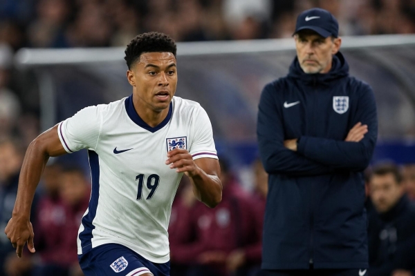Ollie Watkins lên tiếng sau cú sốc bị Tuchel gạch tên khỏi ĐT Anh