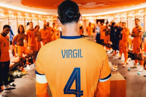 Van Dijk gây sốc khi tiết lộ về thời điểm chia tay ĐT Hà Lan