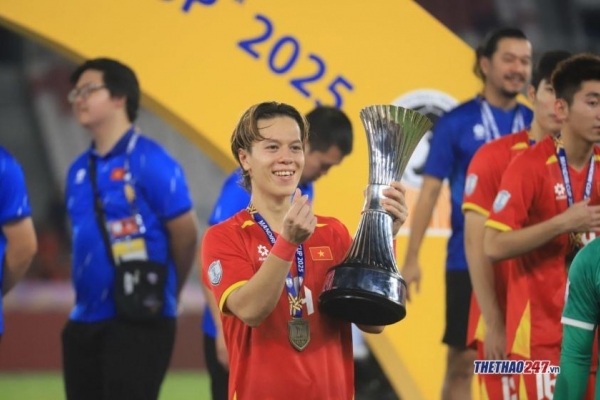 U22 Việt Nam gây sốt SEA Games với sao Việt kiều sau 10 năm